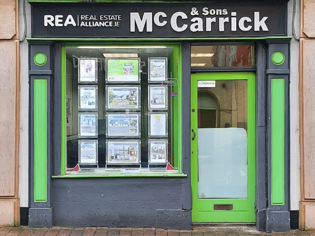 REA McCarrick & Sons (Sligo) Logo